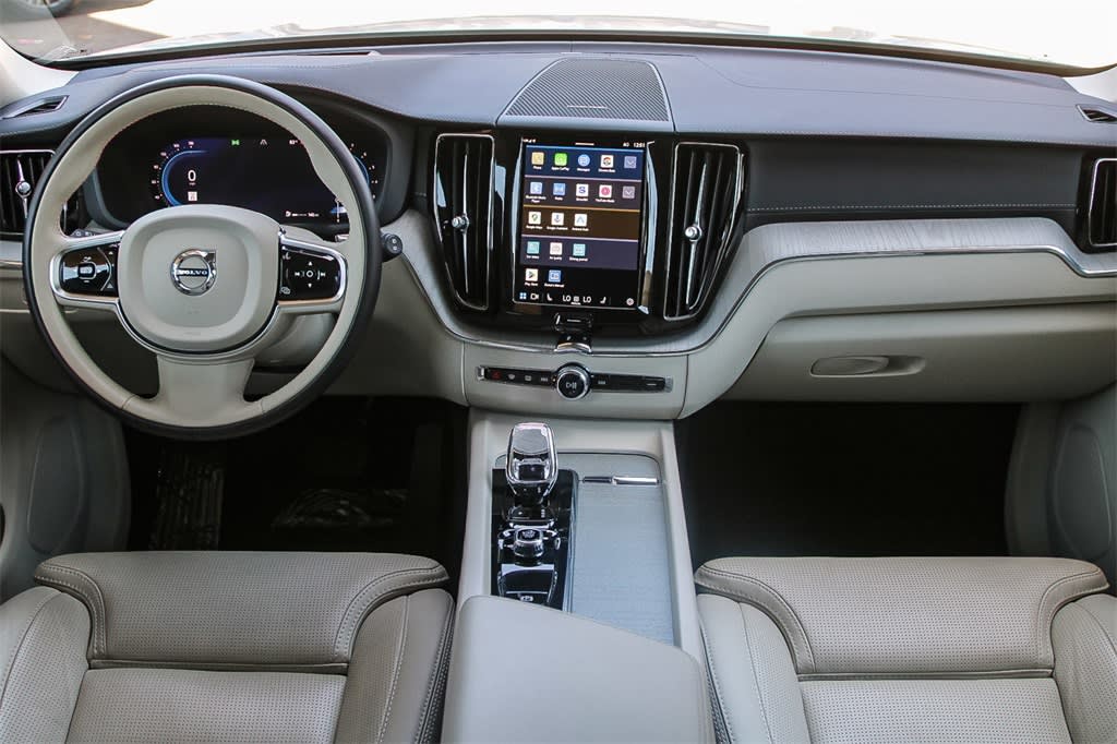 Thumbnail: 2024 Volvo XC60 - 2