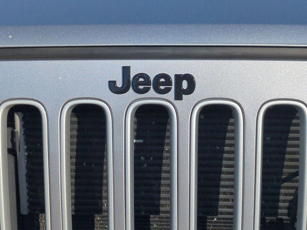 Thumbnail: 2017 Jeep Wrangler - 6