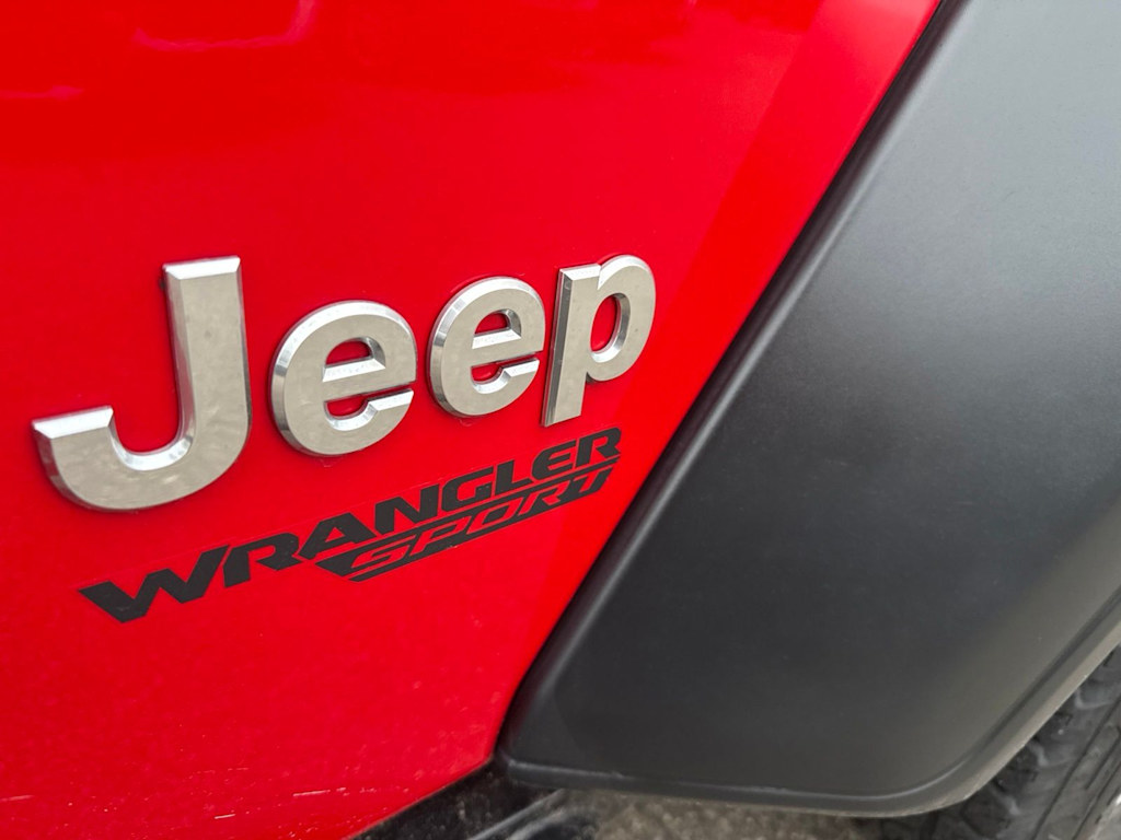 Thumbnail: 2019 Jeep Wrangler - 6