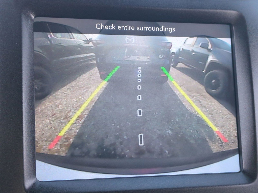 Thumbnail: 2019 Jeep Cherokee - 31