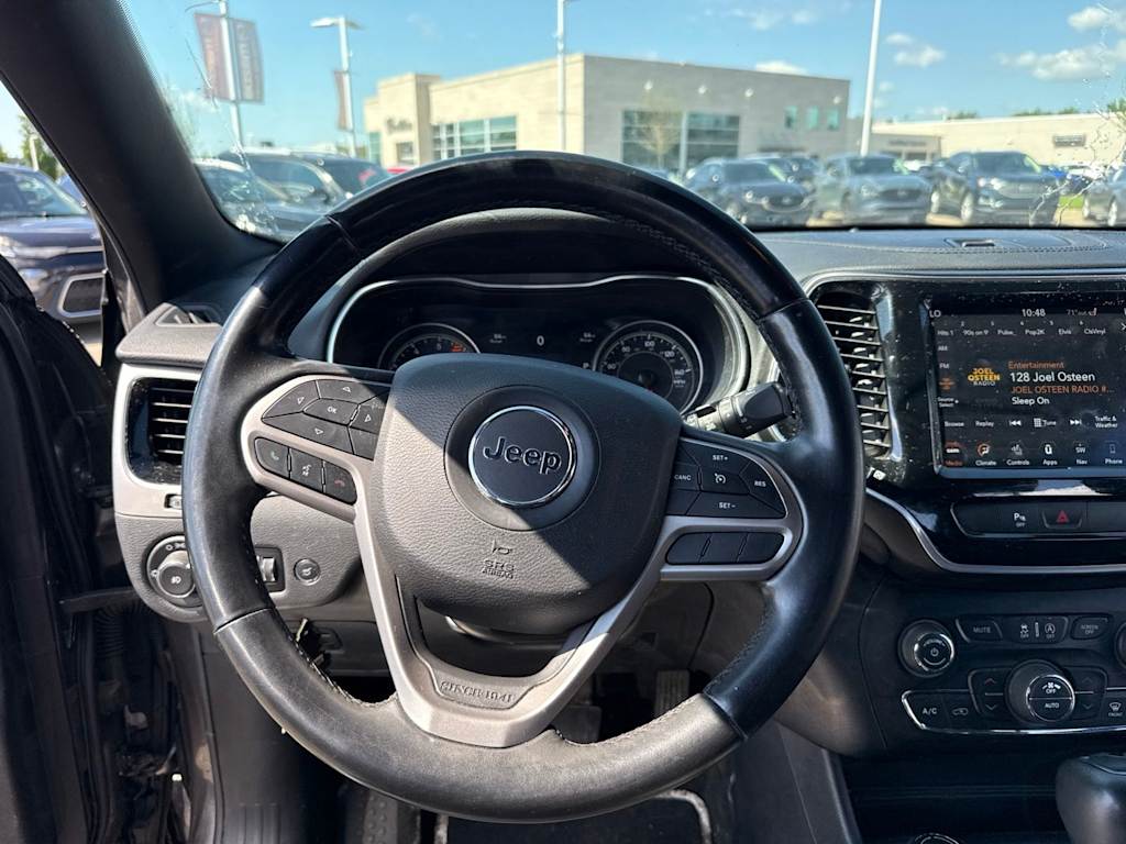 Thumbnail: 2020 Jeep Cherokee - 9