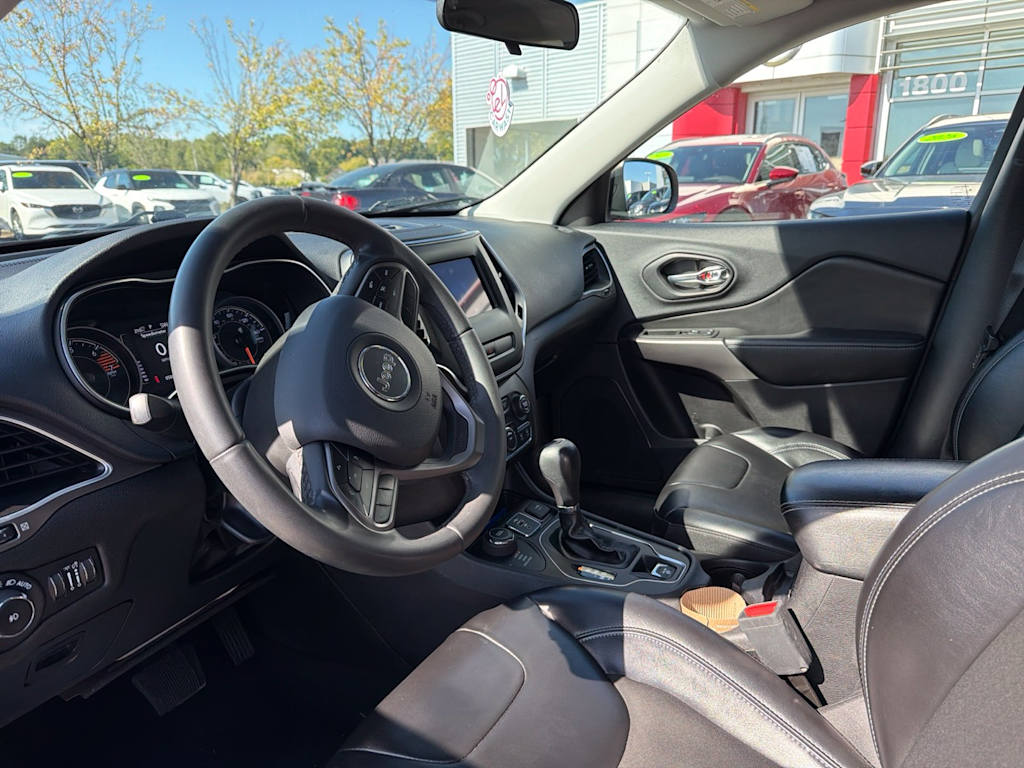Thumbnail: 2020 Jeep Cherokee - 2