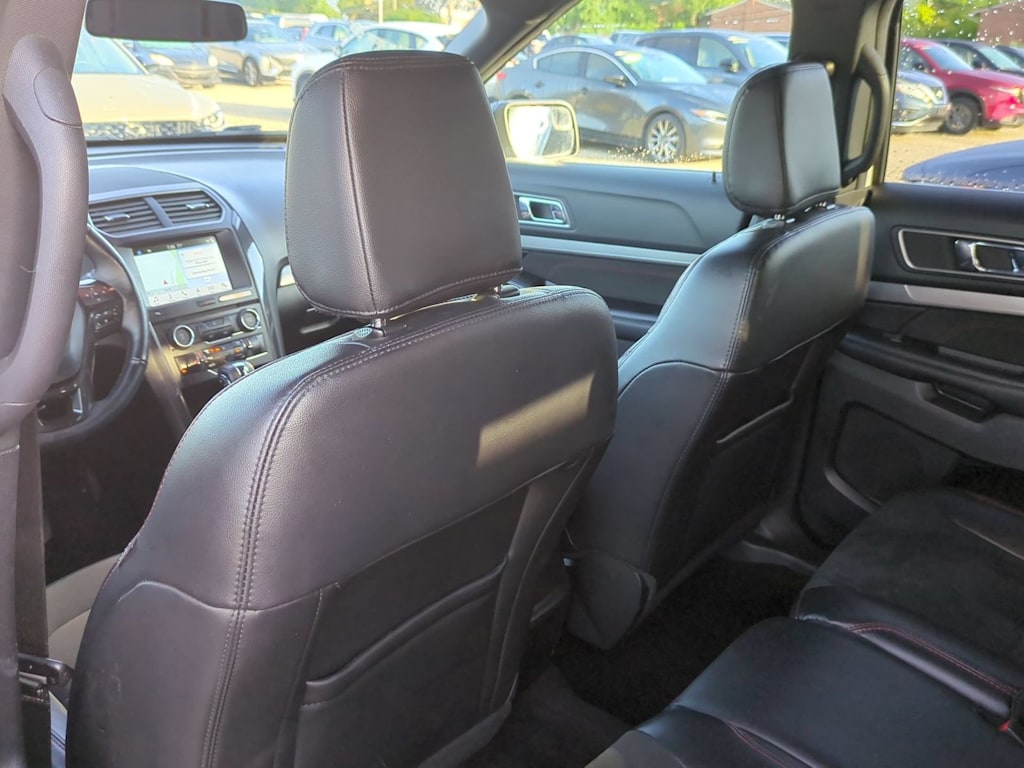 Thumbnail: 2018 Ford Explorer - 11