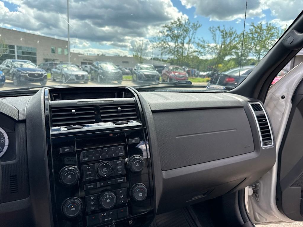 Thumbnail: 2010 Ford Escape - 12