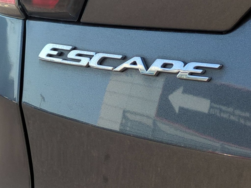 Thumbnail: 2017 Ford Escape - 24