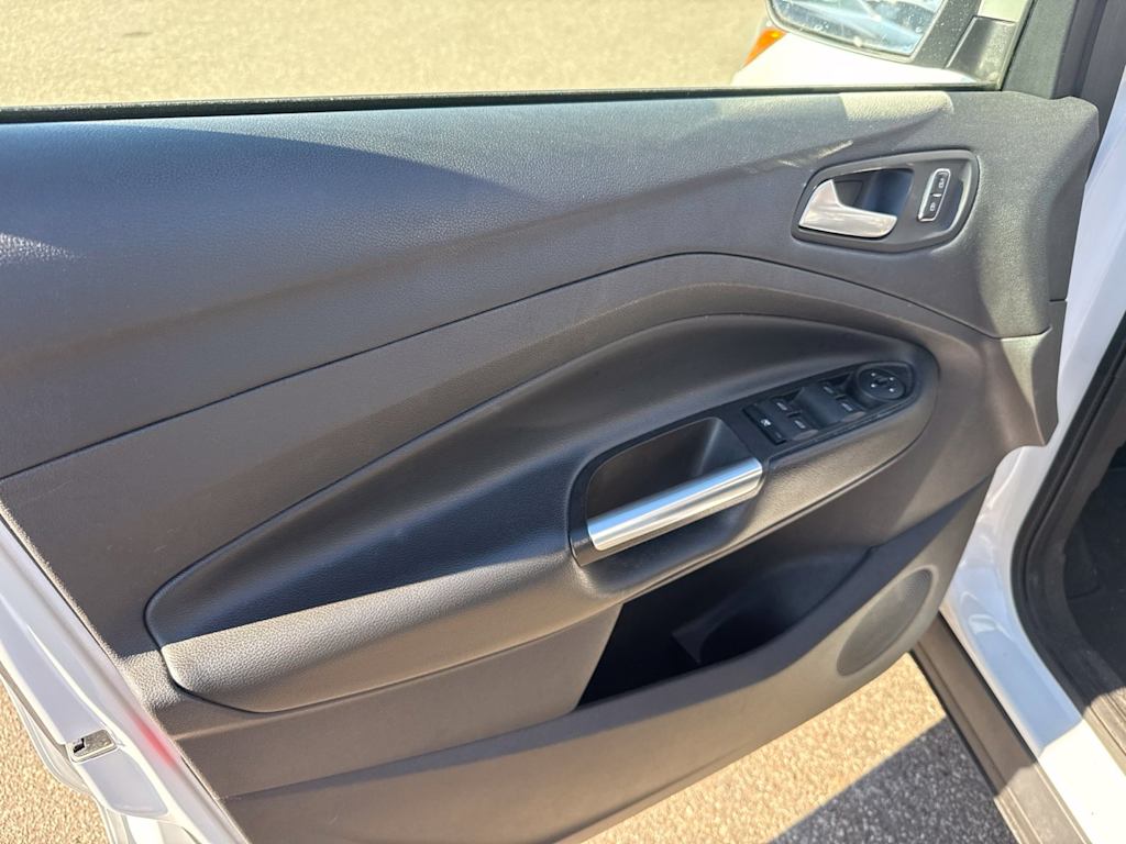 Thumbnail: 2014 Ford Escape - 22