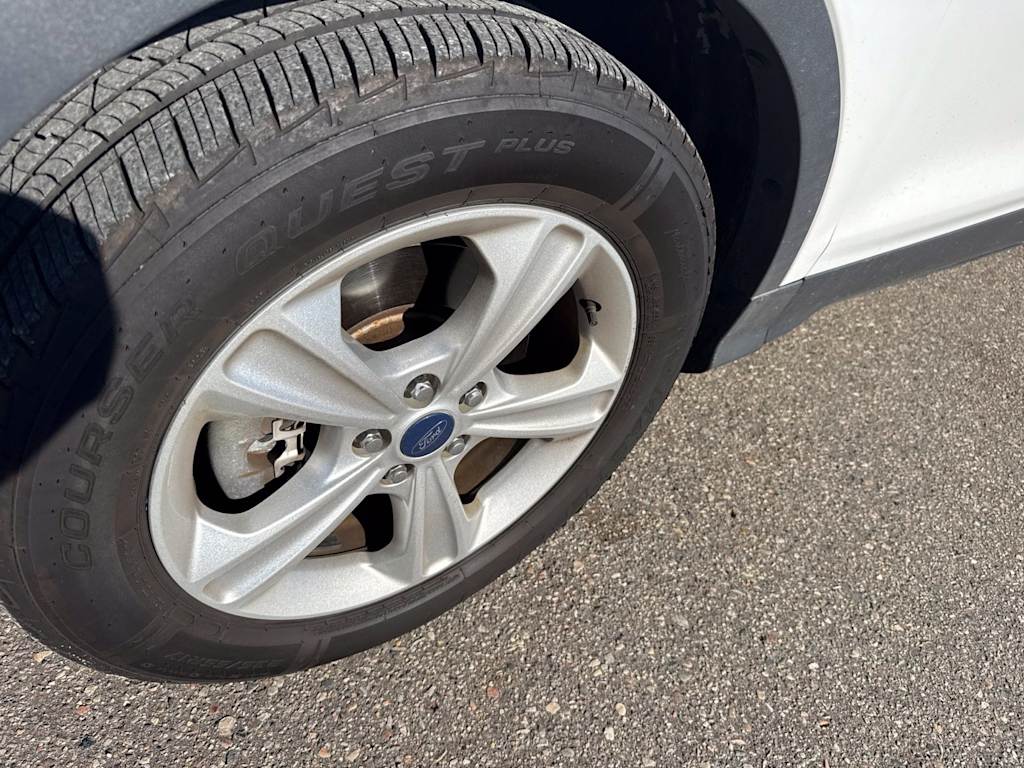 Thumbnail: 2014 Ford Escape - 8