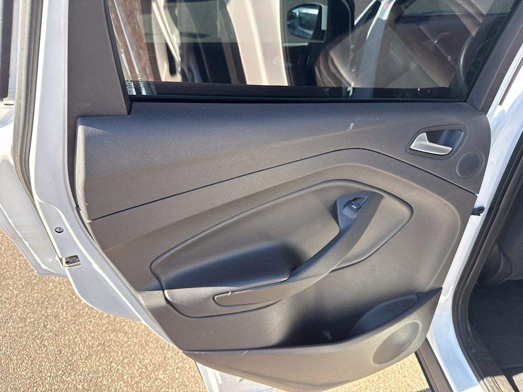 Thumbnail: 2014 Ford Escape - 24