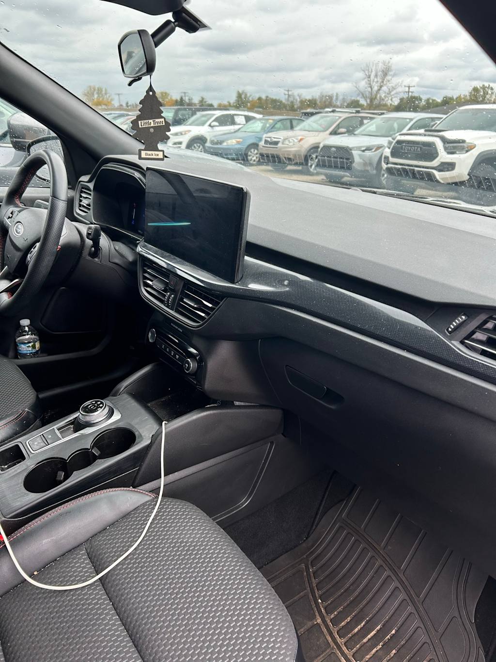 Thumbnail: 2024 Ford Escape - 8