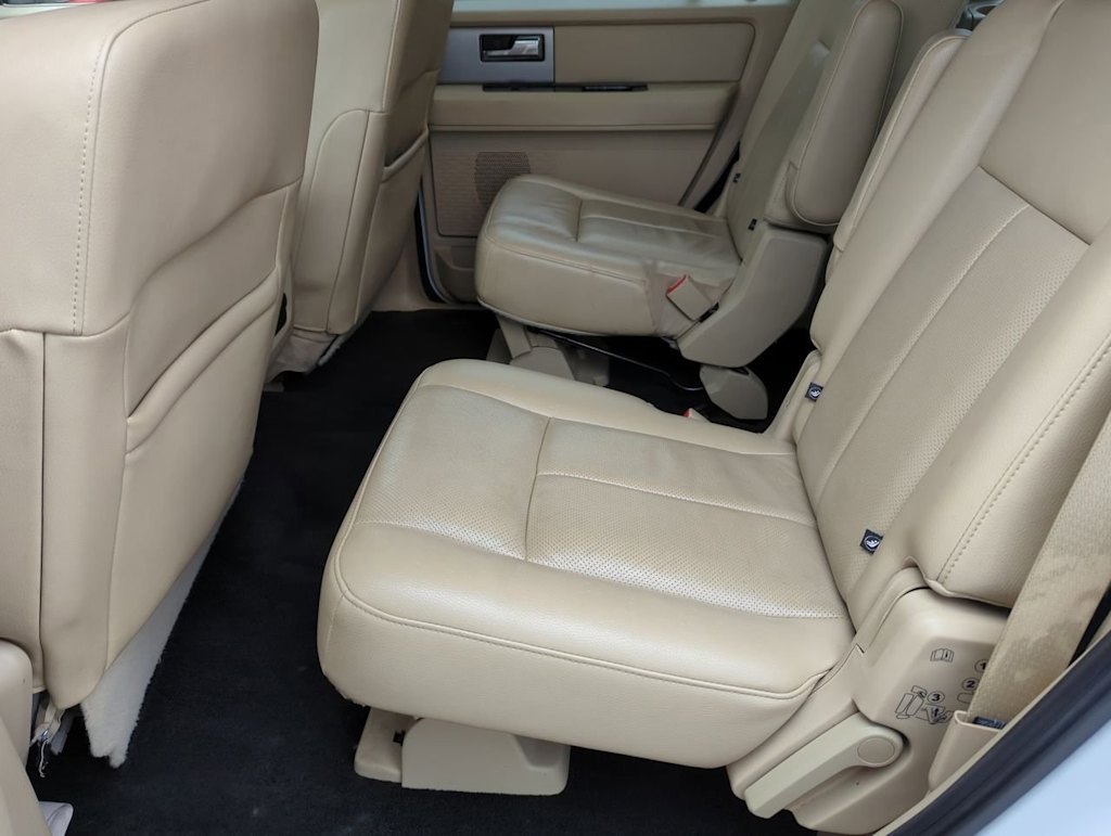 2017 Ford Expedition Limited 11