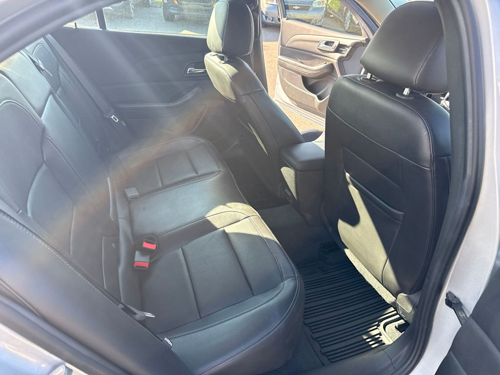 Thumbnail: 2014 Chevrolet Malibu - 23