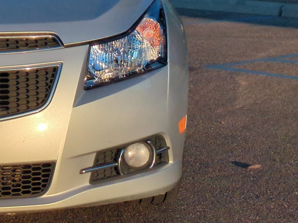 Thumbnail: 2013 Chevrolet Cruze - 24