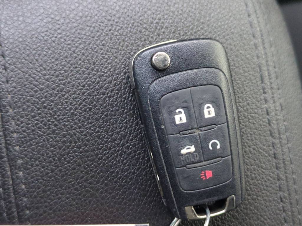 Thumbnail: 2013 Chevrolet Cruze - 19