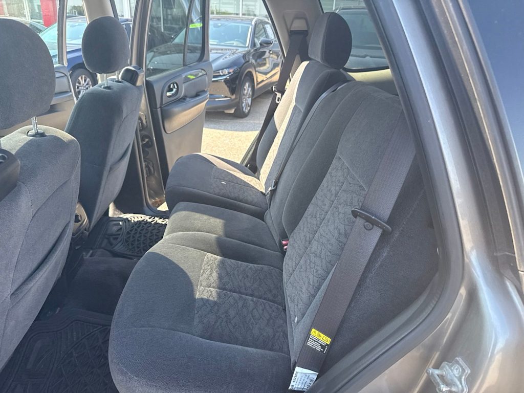 Thumbnail: 2006 GMC Envoy - 10