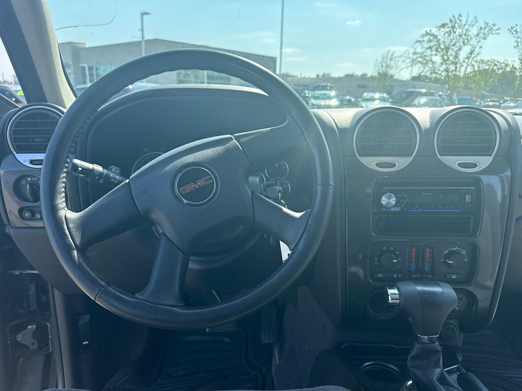 Thumbnail: 2006 GMC Envoy - 7