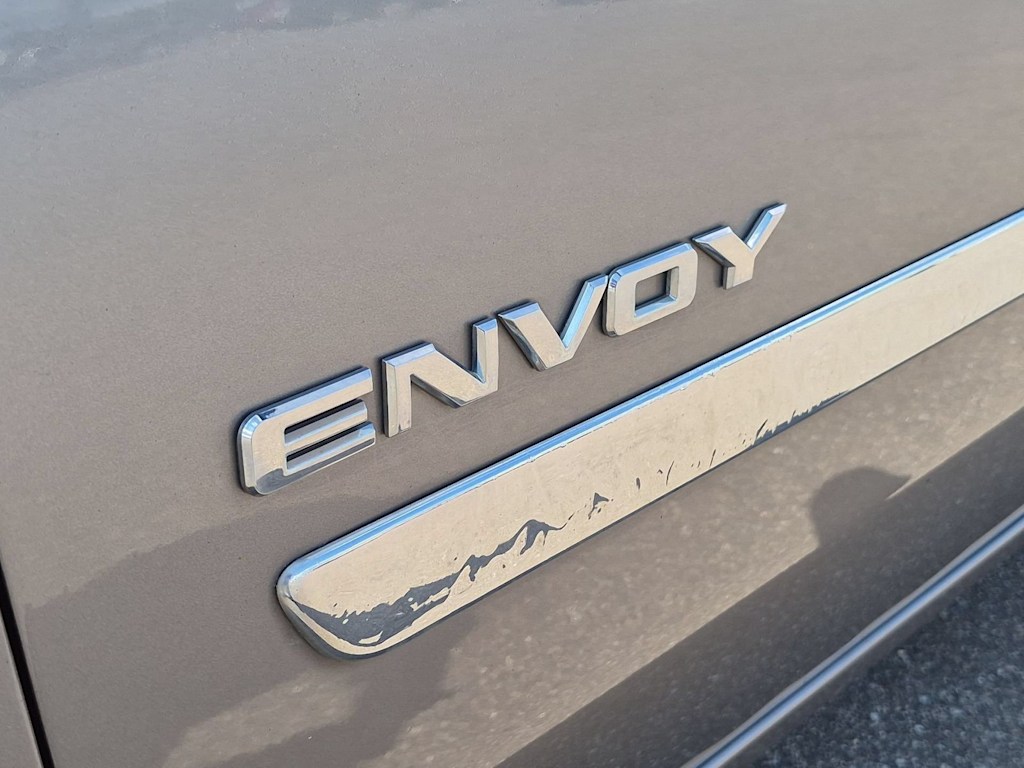 Thumbnail: 2006 GMC Envoy - 16
