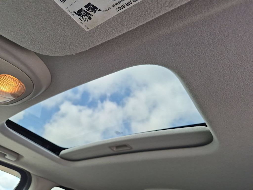 Thumbnail: 2006 GMC Envoy - 19
