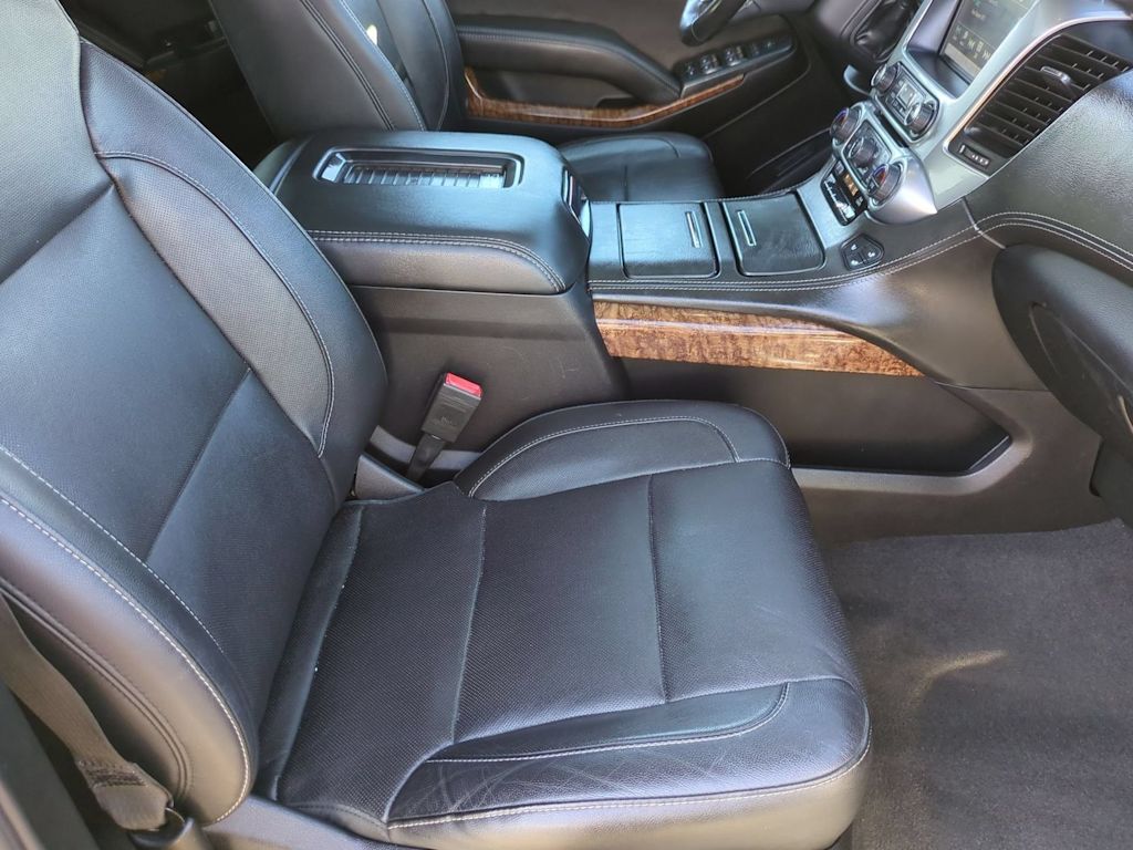 Thumbnail: 2020 Chevrolet Tahoe - 12