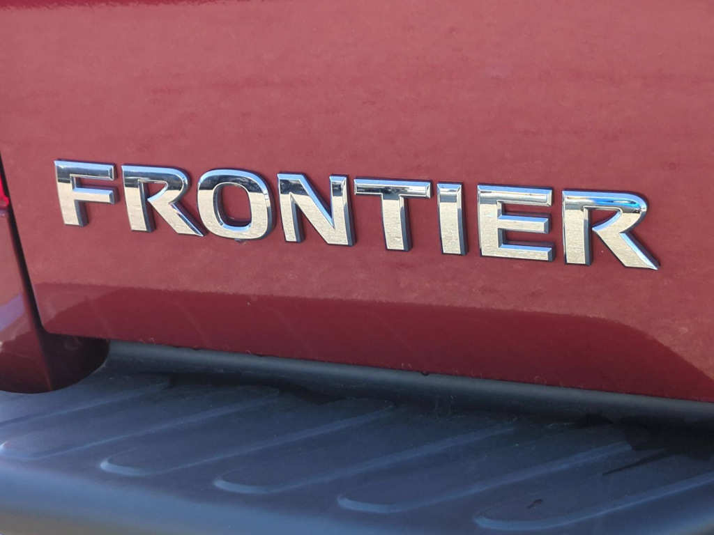 Thumbnail: 2021 Nissan Frontier - 24