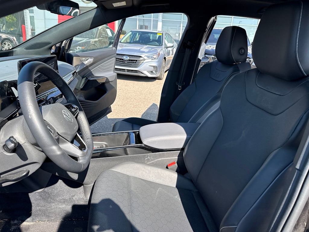 Thumbnail: 2023 Volkswagen ID.4 - 9