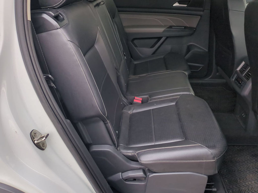 Thumbnail: 2021 Volkswagen Atlas - 26