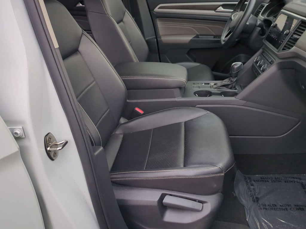 Thumbnail: 2021 Volkswagen Atlas - 29