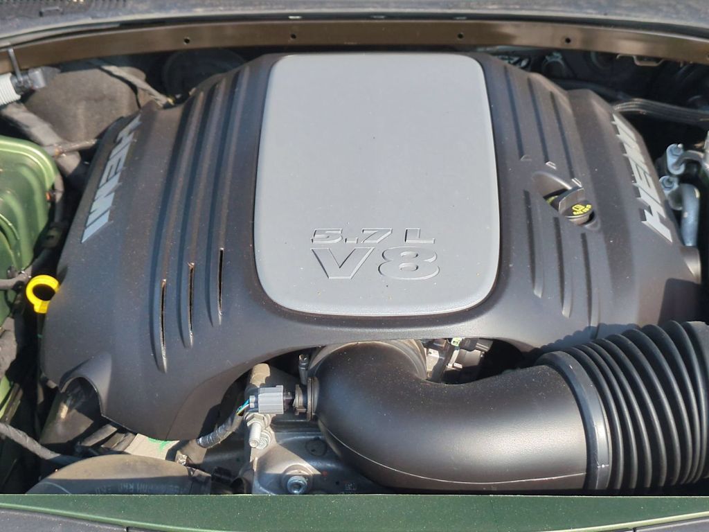 Thumbnail: 2022 Dodge Charger - 9
