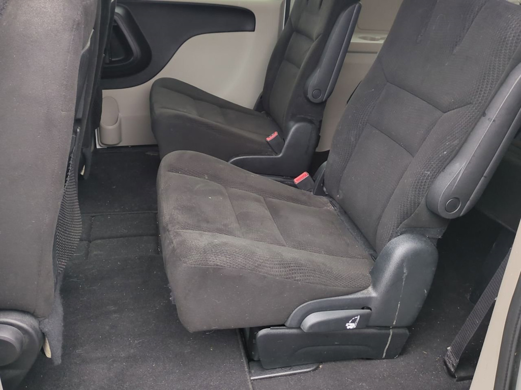 Thumbnail: 2016 Dodge Grand Caravan - 24
