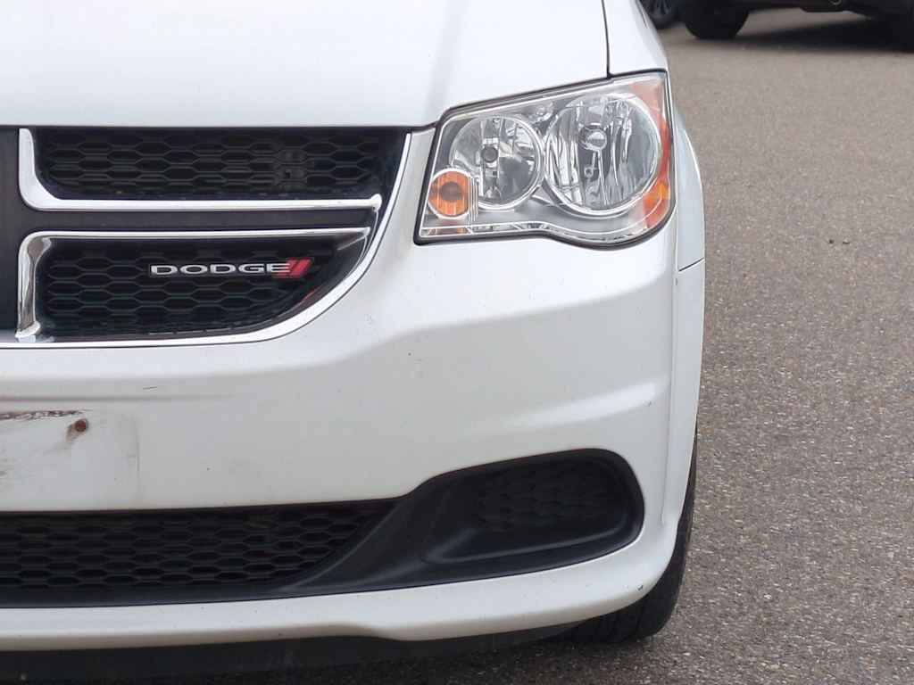 Thumbnail: 2016 Dodge Grand Caravan - 21