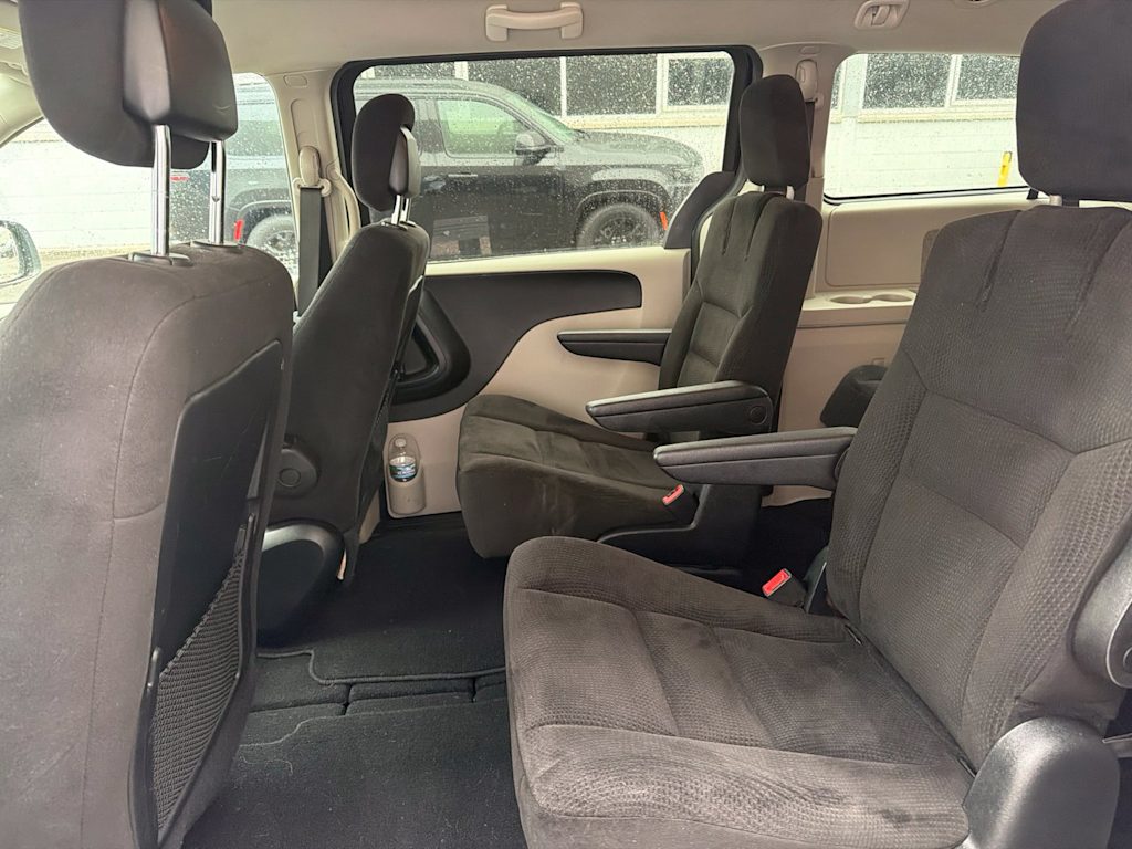 Thumbnail: 2014 Dodge Grand Caravan - 10