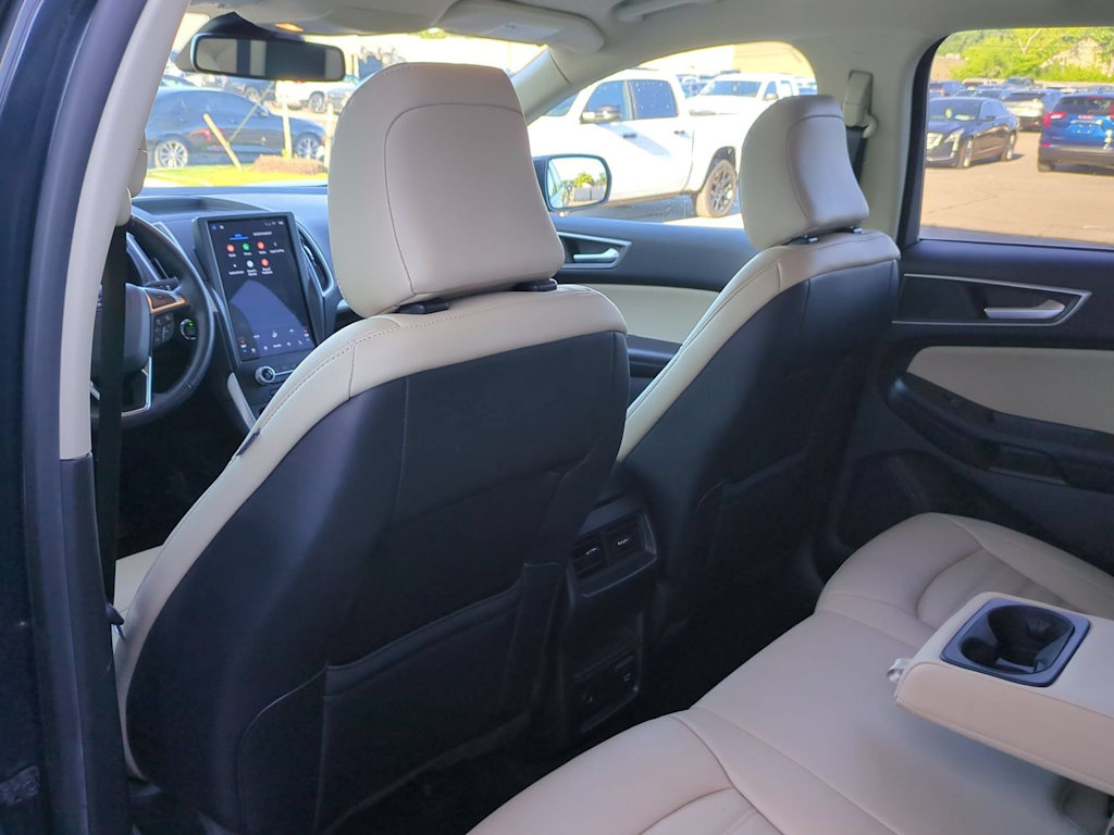 Thumbnail: 2023 Ford Edge - 12