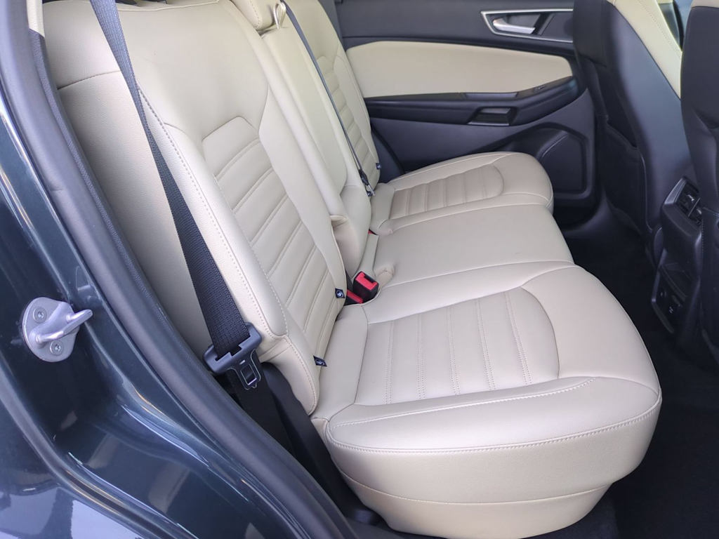 Thumbnail: 2023 Ford Edge - 31