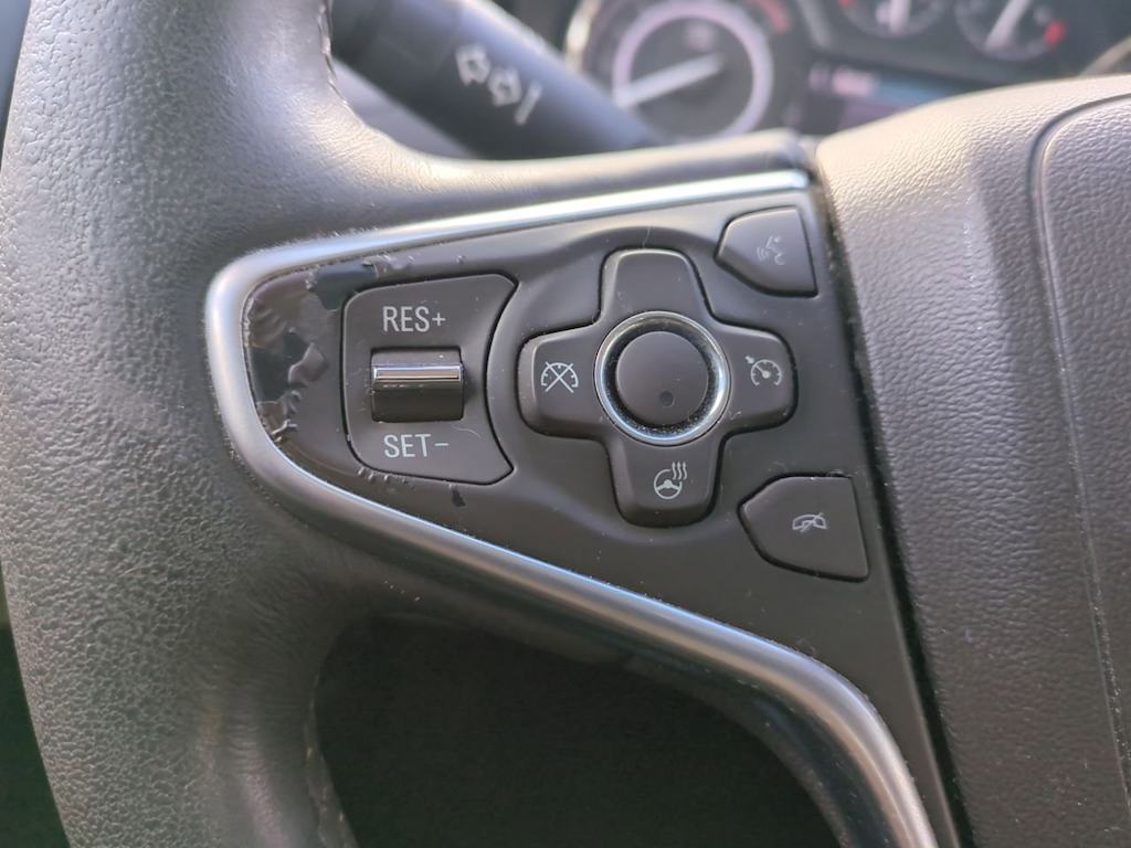 Thumbnail: 2016 Buick Regal - 29