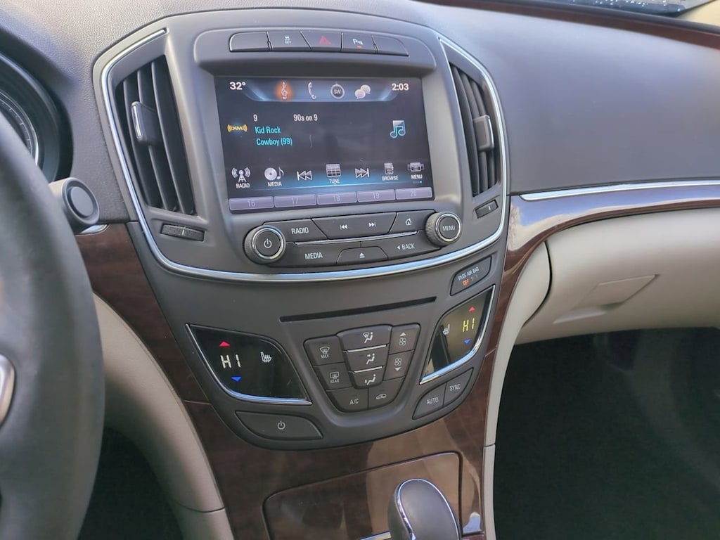 Thumbnail: 2016 Buick Regal - 13