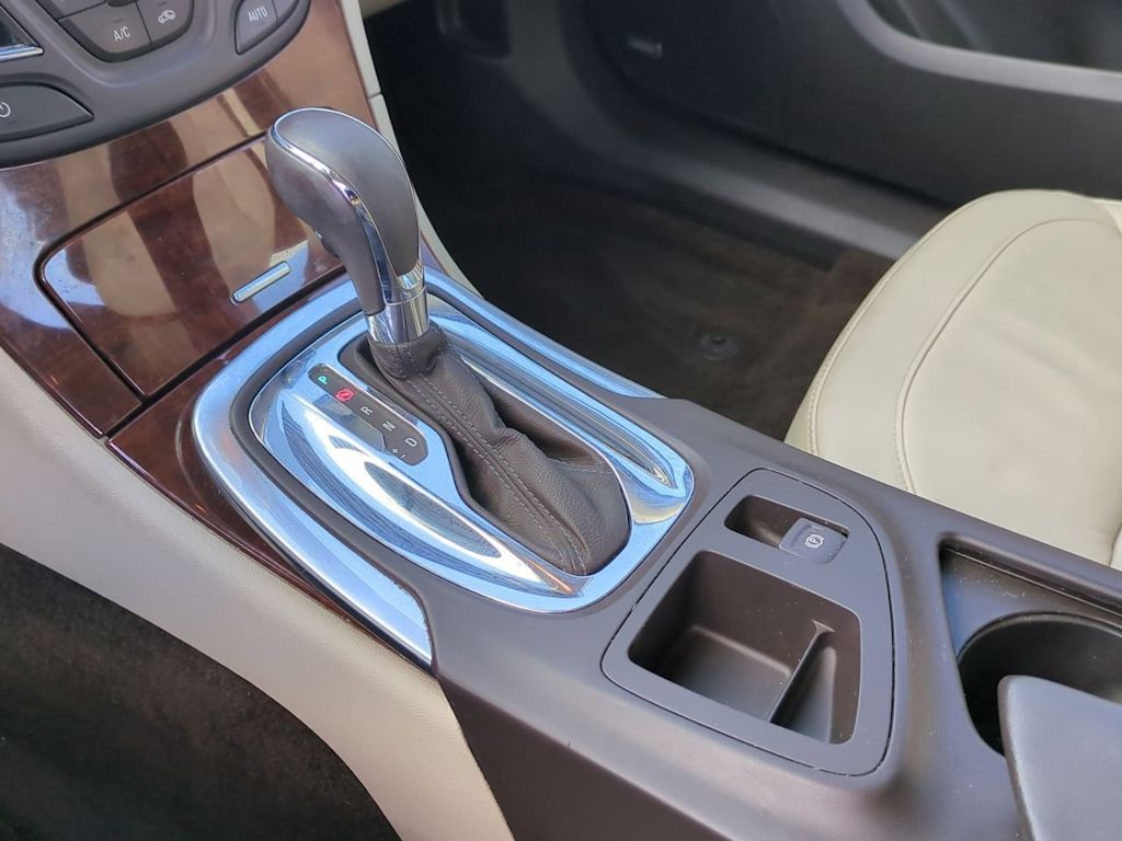 Thumbnail: 2016 Buick Regal - 35