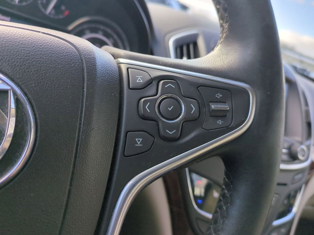 Thumbnail: 2016 Buick Regal - 30