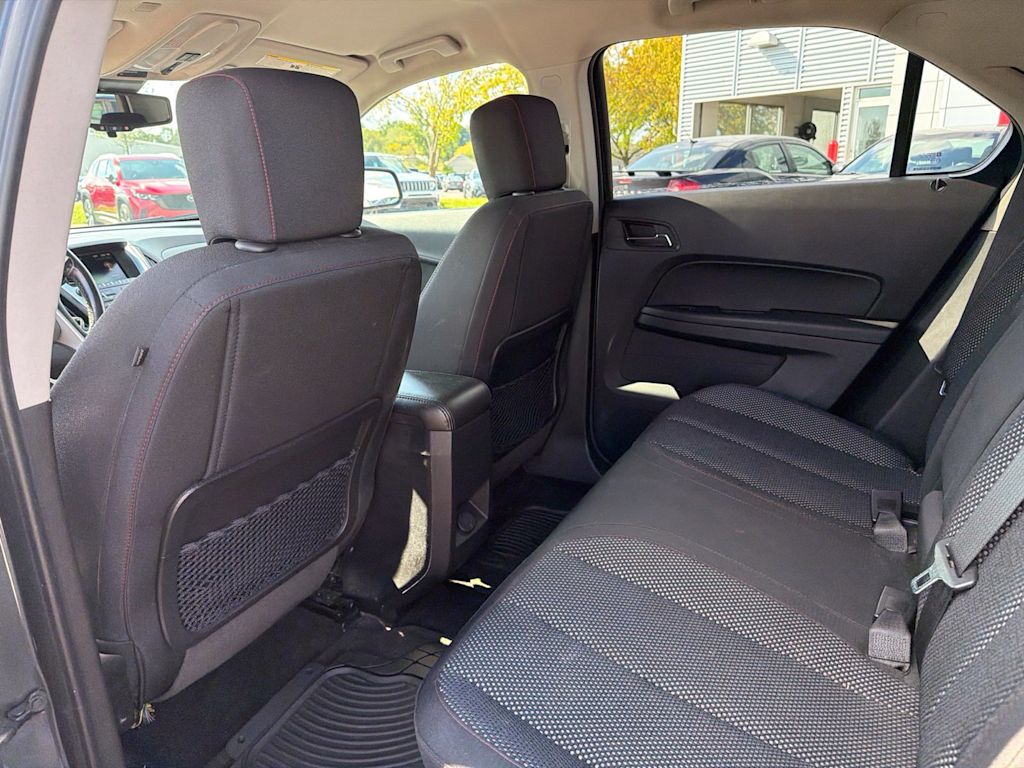 Thumbnail: 2017 Chevrolet Equinox - 9