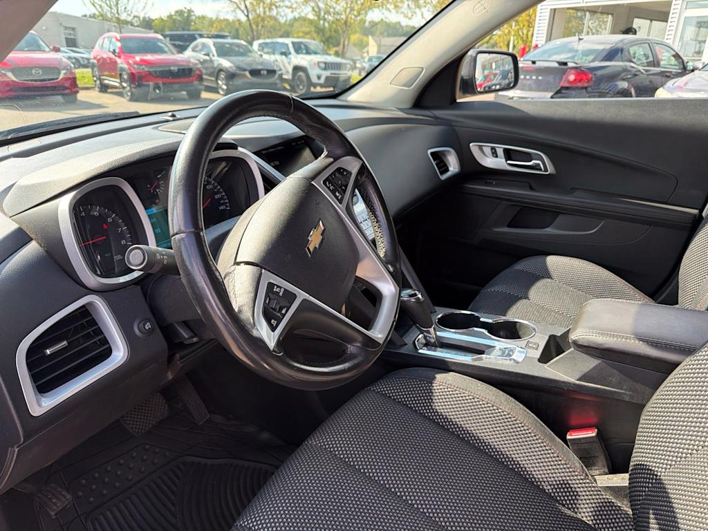 Thumbnail: 2017 Chevrolet Equinox - 2
