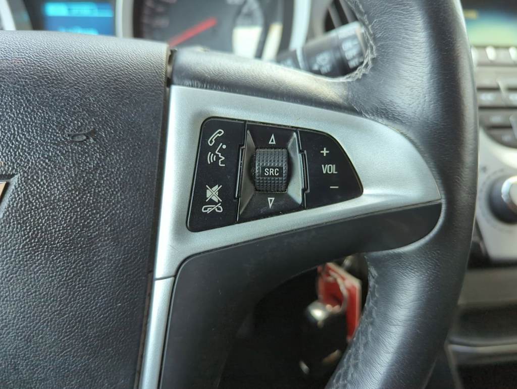 2016 Chevrolet Equinox LT 30