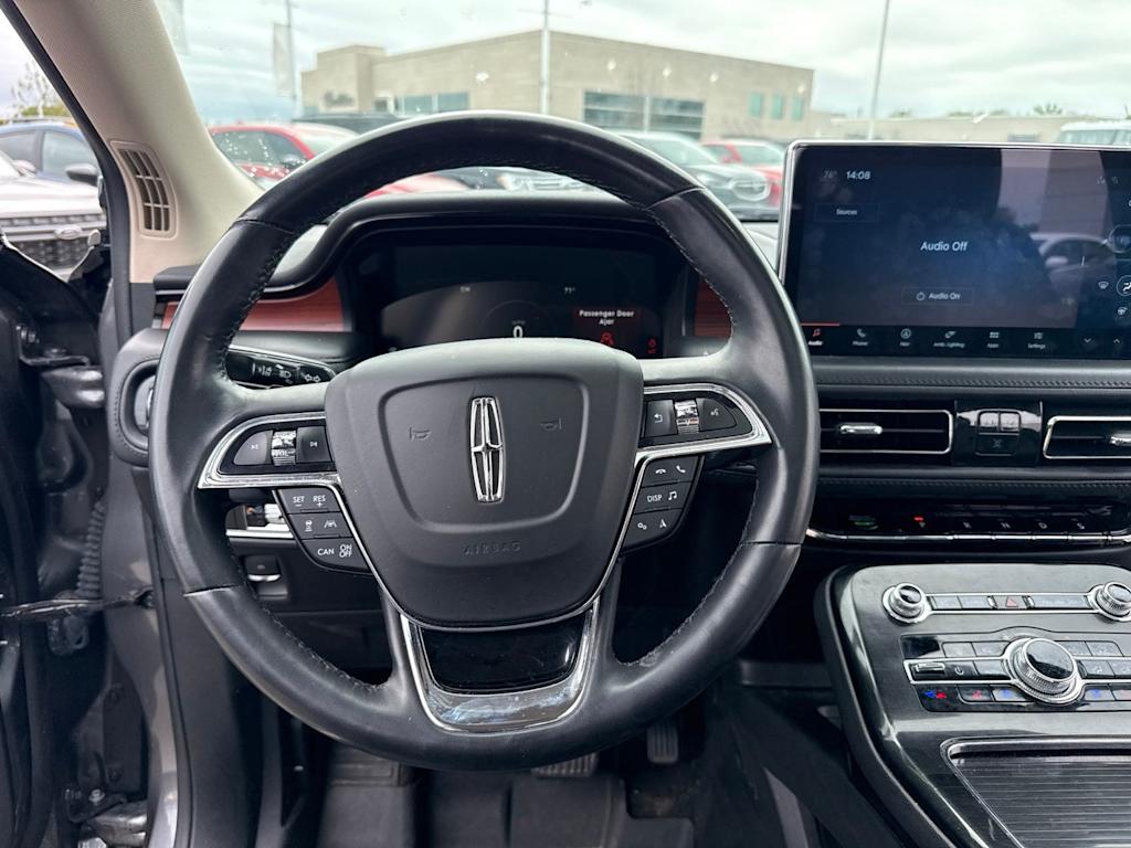 Thumbnail: 2022 Lincoln Nautilus - 2