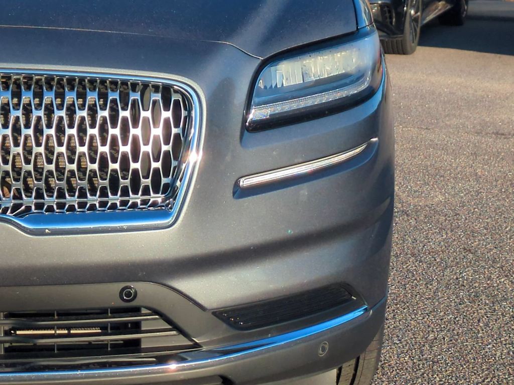 Thumbnail: 2022 Lincoln Nautilus - 22