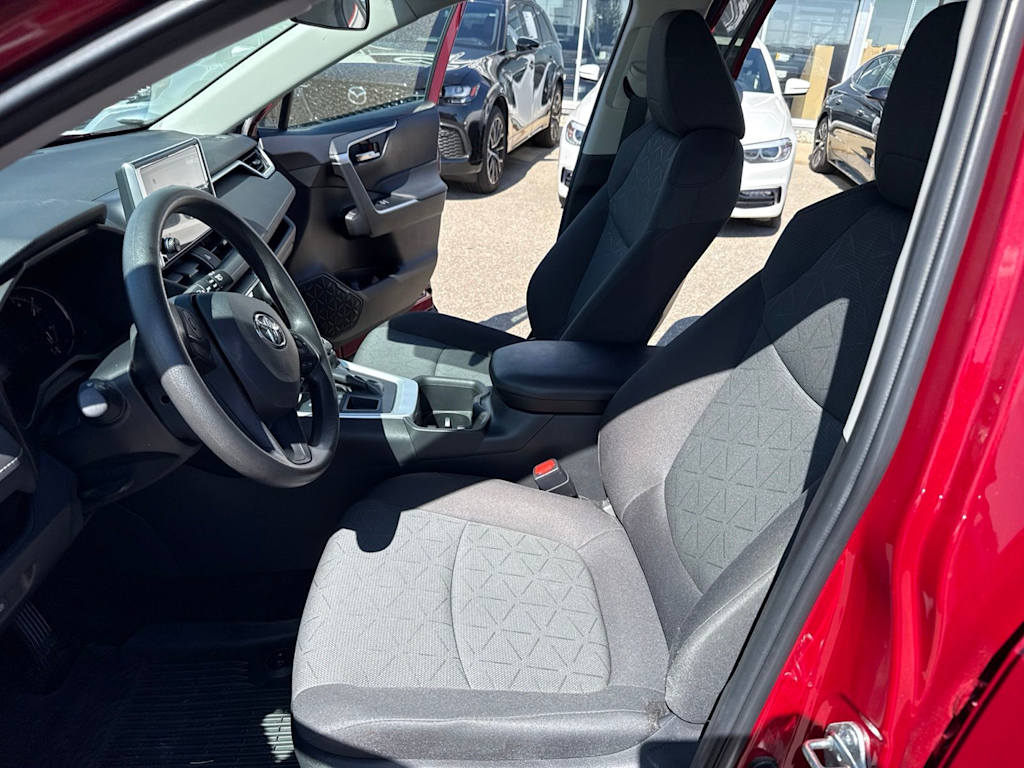 Thumbnail: 2023 Toyota RAV4 - 10