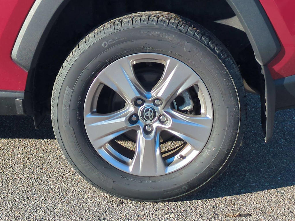 Thumbnail: 2023 Toyota RAV4 - 8