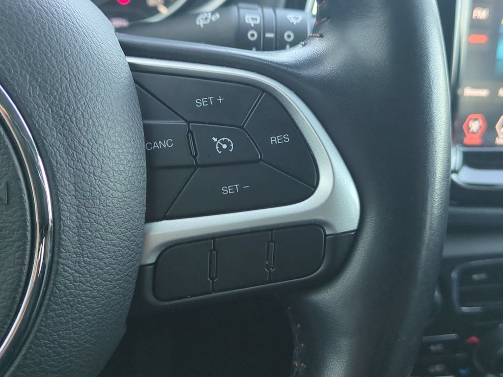 Thumbnail: 2020 Jeep Compass - 29