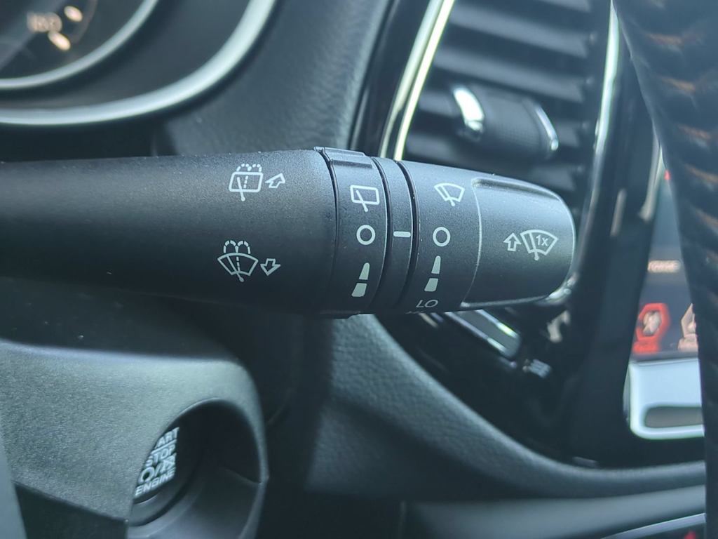 Thumbnail: 2020 Jeep Compass - 16