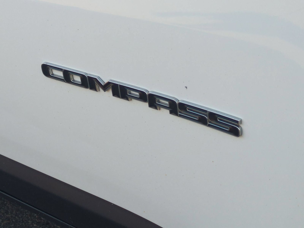 Thumbnail: 2020 Jeep Compass - 24