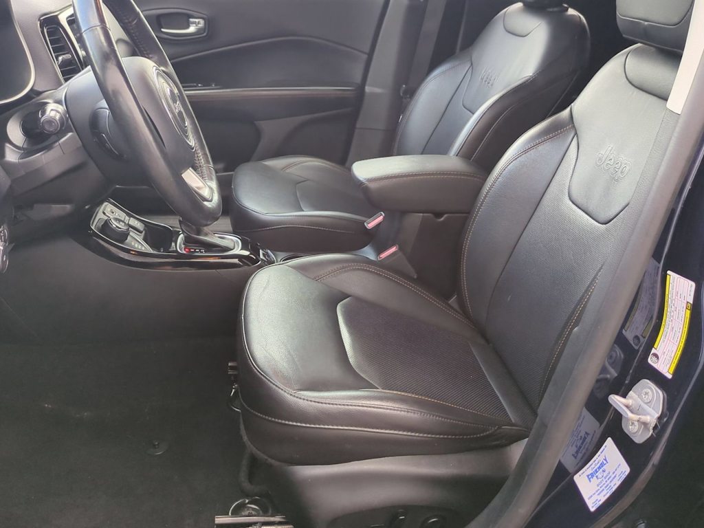 Thumbnail: 2019 Jeep Compass - 10