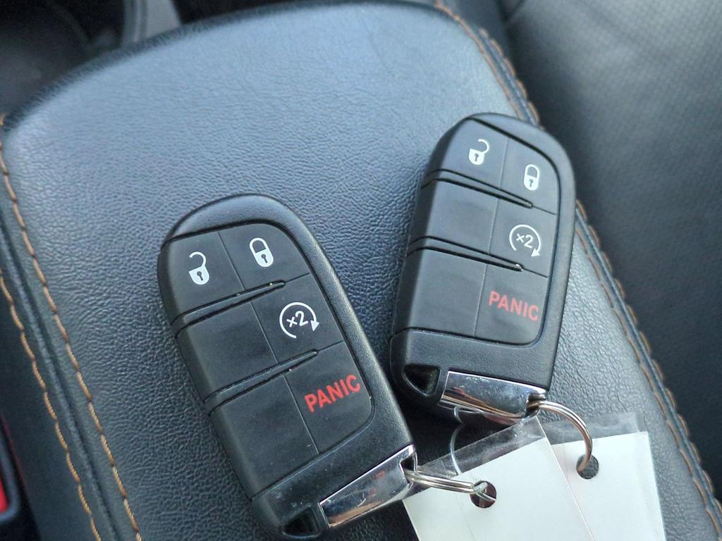 Thumbnail: 2019 Jeep Compass - 18