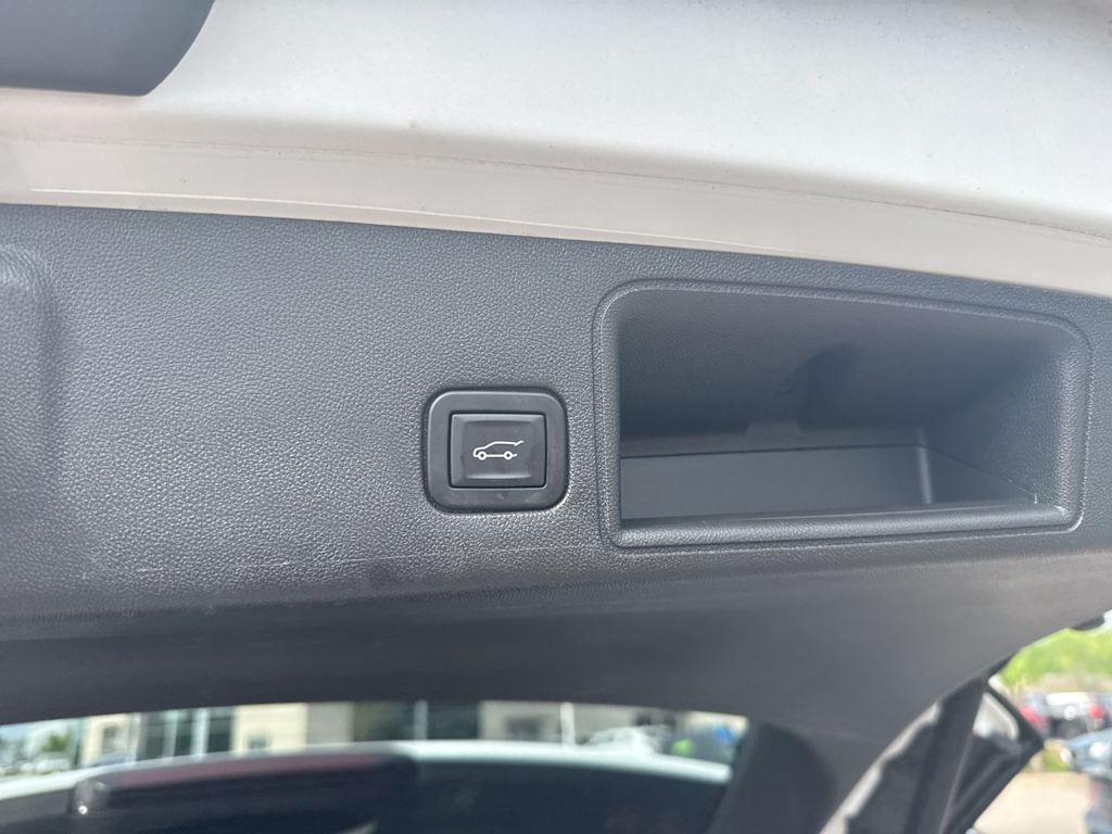 Thumbnail: 2019 GMC Terrain - 21