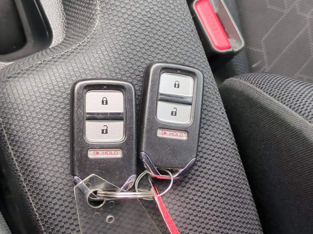 Thumbnail: 2015 Honda Fit - 18